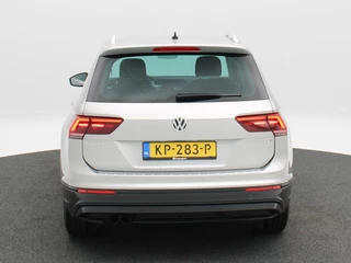 Volkswagen Tiguan 1.4 TSi 125 Pk Connected Series | Cruise Control | Navigatie | Climatronic | Parkeersensoren | 17 Inch | 158.663 Km !! / 7