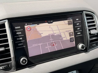 Skoda Karoq 1.5 TSI DSG Pano Camera Canton Leder/alca Trekhaak CarPlay Keyless Sfeer / 31