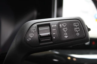 Ford Focus Wagon 1.0 EcoBoost Hybrid ST Line X  | Leder UNIEK! | Head-up | Adaptieve cruise | Trekhaak | Winterpack / 19
