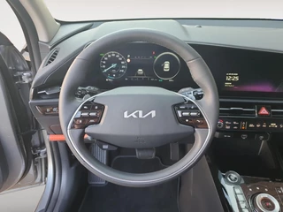 Kia Niro 1.6 GDi Hybrid DynamicPlusLine | Informeer naar beschikbaarheid | Schuifdak | NU MET €3.000 inruilpremie en €1000 voorraadvoordeel! / 25