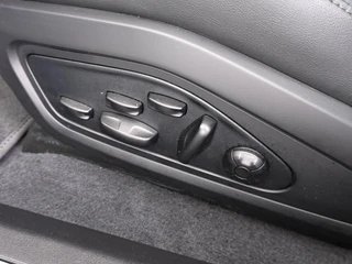 Porsche Taycan 4S Performance 84 kWh SOH 91%| VAN: 56.900,- VOOR: 53.877,- UW HERFSTVOORDEEL: 3.023,-| 18 VOUDIGE STOELVERSTELLING| PORSCHE DEALER ONDERHOUDEN| ORIG. NL NAP 1STE EIGENAAR| 360 CAM| PANORAMADAK| / 4