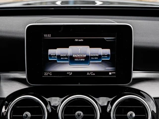 Mercedes-Benz C-klasse Estate 180 Premium | LED | Trekhaak | Camera | Apple CarPlay/Android Auto | Stoelverwarming | Dodehoekdetectie | Dealeronderhouden / 25