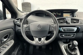 Renault Scénic 1.2 TCe Bose / 16