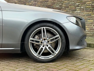 Mercedes-Benz E-Klasse 200 BUSINESS Solution Automaat 19 Inch Trekhaak / 13