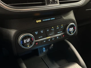 Ford Focus Wagon 1.5 EcoBlue Business NAVI CARPLAY CRUISE ECC STOEL/STUUR VERWARMING. / 33