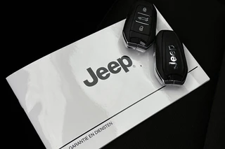 Jeep Avenger 1.2 e-Hybrid Altitude JBL Keyless Elektrische Achterklep / 27