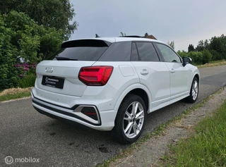 Audi Q2 35 TFSI S Edition / Pano / Navi / Camera / Virtual / 6