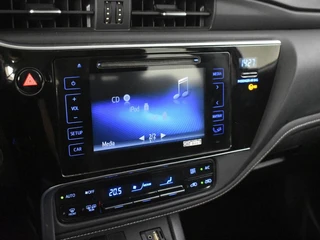 Toyota Auris Touring Sports 1.8 Hybrid Active Bluetooth | Camera | Cruise | / 23