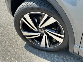 Volkswagen T-Roc 1.5 TSI 150pk DSG R-Line Camera | Keyless | Elek. Achterklep | Dode hoek | Rijklaar incl. 1 jaar Bovag garantie / 8
