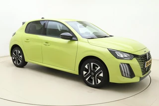 Peugeot 208 1.2 Hybrid 110 e-DCS6 Allure | Parkeersensoren | Appel Carplay/Android Auto draadloos | Climate Control | Cruise Control | Privacy Glass / 9