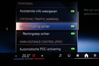 BMW 5-serie Touring 550e xDrive | INNOVATION / M SPORT PRO- PACK | PANORAMADAK | HEAD UP | STUURVERWARMING | 360 CAMERA | 20" / 15