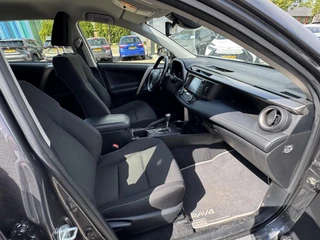 Toyota RAV4 2.5 Hybrid AWD ENERGY / 19