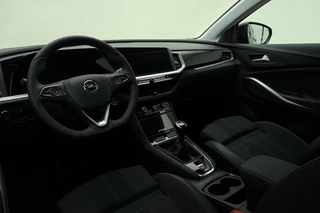 Opel Grandland 1.2 Turbo 130pk GS Line | Navigatie | Camera | Keyless | Electrische achterklep | Dakrails | Stoel & Stuurverwarming | AGR Stoelen | Climate control / 20
