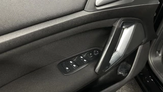 Peugeot 308 SW 1.2 PureTech Blue Lease Executive PANO CARPLAY NAVI. / 22