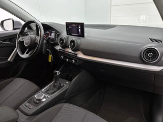 Audi Q2 35 TFSI Pro Line Automaat | Adaptive Cruise | Stoelverwarming | CarPlay | Camera | Parkeersensoren / 12