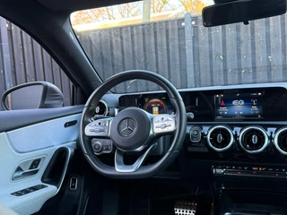Mercedes-Benz A-klasse 250 e AMG Line / 22