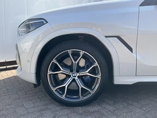 BMW X6 M50D High Executive M-Sport HUD Trekhaak Harman/Kardon Laser-Led 360Cam 32940KM! / 24