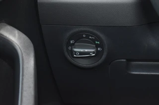 Skoda Karoq 1.5 TSI LEDER LMV NAVIGATIE CRUISE / 31