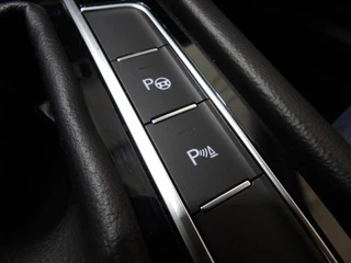 Volkswagen Passat 1.4 TSI PHEV 218pk 6-DSG GTE / 42