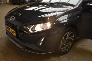 HYUNDAI I20 1.0 T-GDI 48V MHEV 100pk Comfort I Navi + Camera / 18