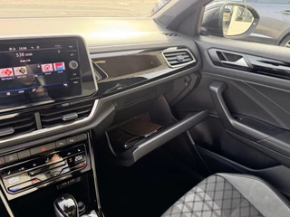 Volkswagen T-Roc 1.5 TSI R-Line Edition  | LED | Keyless | Virtual Cockpit | Apple/Android | Adapt Cruise | PDC v+a incl. camera / 69
