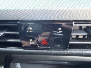 Volkswagen Golf 1.0 TSI / Apple CarPlay-Android / LEDER interieur + Stuur / Licht & Zicht Pakket / ALL-Season / 1e Eigenaar / 17