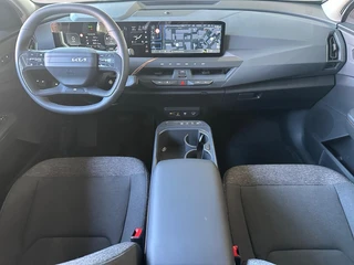 Kia EV5 Air 81.4 kWh | NIEUW TE BESTELLEN | 3000,- INRUILKORTING | Stoel & Stuurverwarming | Rijbereik tot 530km | Wireless auto/carplay | / 12