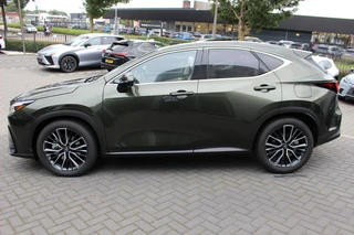 Lexus NX 450h+ AWD President Line DIRECT LEVERBAAR PANO STOELVENT MARK-LEVINSON QUAD LED / 8