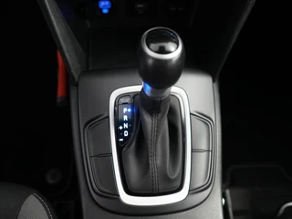 Hyundai Kona 1.6 GDI HEV Comfort | Trehaak | ACC | Camera | / 22