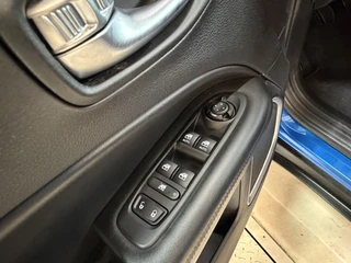 Jeep Compass 1.3T Night Eagle Liberty Edition Camera | Carplay | Trekhaak / 21