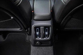Volvo XC40 1.5 T5 Plug-in hybrid Ultimate Dark, Pano, Leder / 26