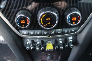 MINI Countryman 1.5 Cooper S E ALL4 Chili / 14