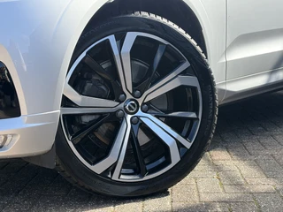 Volvo XC60 2.0 D4 Inscription R-Design Adapt.Cruise Apple Carplay Voll.Onderhouden / 15