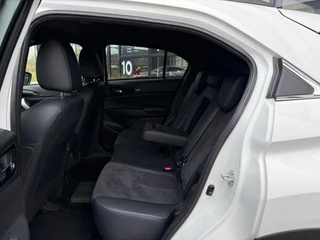 Mitsubishi Eclipse Cross 2.4 PHEV Executive *Stoelverwarming & ACC* / 10