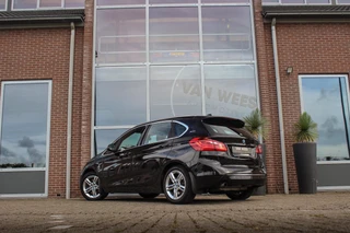 BMW 2-serie Active Tourer 225xe Luxury | Driving Assistant Plus | Panoramadak | Fileassistent | Active Cruise control | Head-up | HiFi audio | Sportstoelen | Rijstrooksensor | Keyless entry / 5