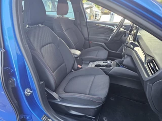 Ford Focus Wagon 1.5 EcoBoost ST Line Business Geen import | Navi | Cruise / 10