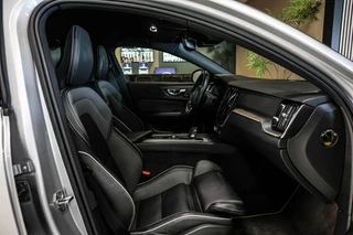 Volvo S60 2.0 B4 R-Design|H&K|Leer|Trekhaak|Carplay|ACC|ECC| / 22
