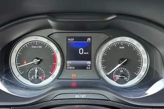 Skoda Karoq 1.5 TSI 150pk Style | TREKHAAK | PANO| CAMERA | ADAPTIVE | / 11