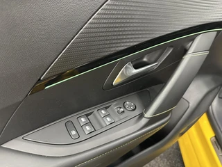 Peugeot 208 1.2 PureTech GT Pack Pano Carplay Camera Stoelverwarming / 17