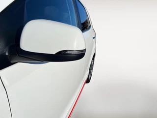 Kia Picanto 1.0 DPi GT-Line | Keyless entry | Climate control | Cruise control | LM-Velgen | Navigatie | Leren bekleding / 21
