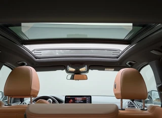 BMW IX3 M SPORT pakket 80 kWh, panoramadak, SOH 98,2 %,vol opties, 1 e eigenaar,conjac sport leder, Origineel NL auto met nap / 8