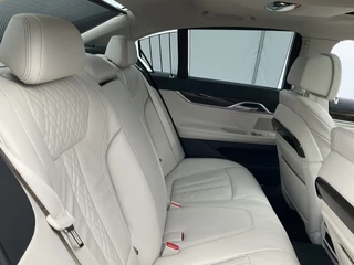 BMW 7 Serie 730d xDrive ACC Pano Softclose 4wielsturing High Executive HUD / 53