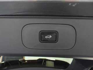 Geely Starray EM-i 1.5 Max+ PHEV 138KM ELEKTRISCH BEREIK/LEER/SCHUIFDAK/19"LMV! / 38