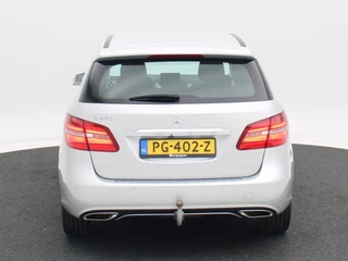 Mercedes-Benz B-klasse 250 Ambition Automaat 211 Pk | Camera | Trekhaak | Keyless | LED | Navigatiesysteem | Parkeersensoren | 18 Inch | 81.928 Km / 7