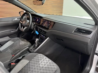 Volkswagen Polo 1.0 TSI R-Line | 110PK | IQ.Drive pakket | Virtual | Full LED Matrix Beam | Camera | Discover Pro | Clima |Ambient / 16