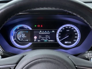 Kia Niro 1.6 GDi Hybrid DynamicPlusLine  - Trekhaak - Stoel/stuurverwarming - Camera - AppleCarplay - Android Auto - - Fabrieksgarantie tot 02-2028 / 24