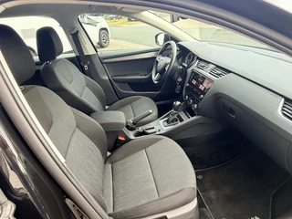 Škoda Octavia Combi 1.5 TSI Style 150pk DSG  | Trekhaak | Apple/Android | Adapt. Cruise | Stoelverwarming | PDC | ECC / 31