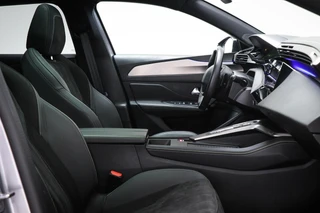 Peugeot 308 SW 1.6 Plug-in Hybrid 225 GT / 5