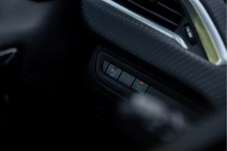 Peugeot 2008 1.2 PureTech GT-line  | Distributie riem V.V. | Carplay | Parkeersens. / 53