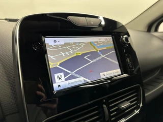Renault Clio Estate 0.9 TCe Limited CRUISE NAVI CARPLAY. / 26